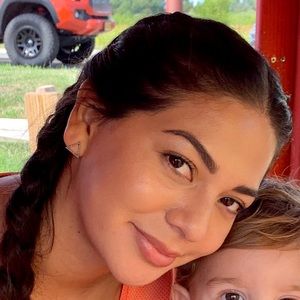 Meet your Posher, Gabriela